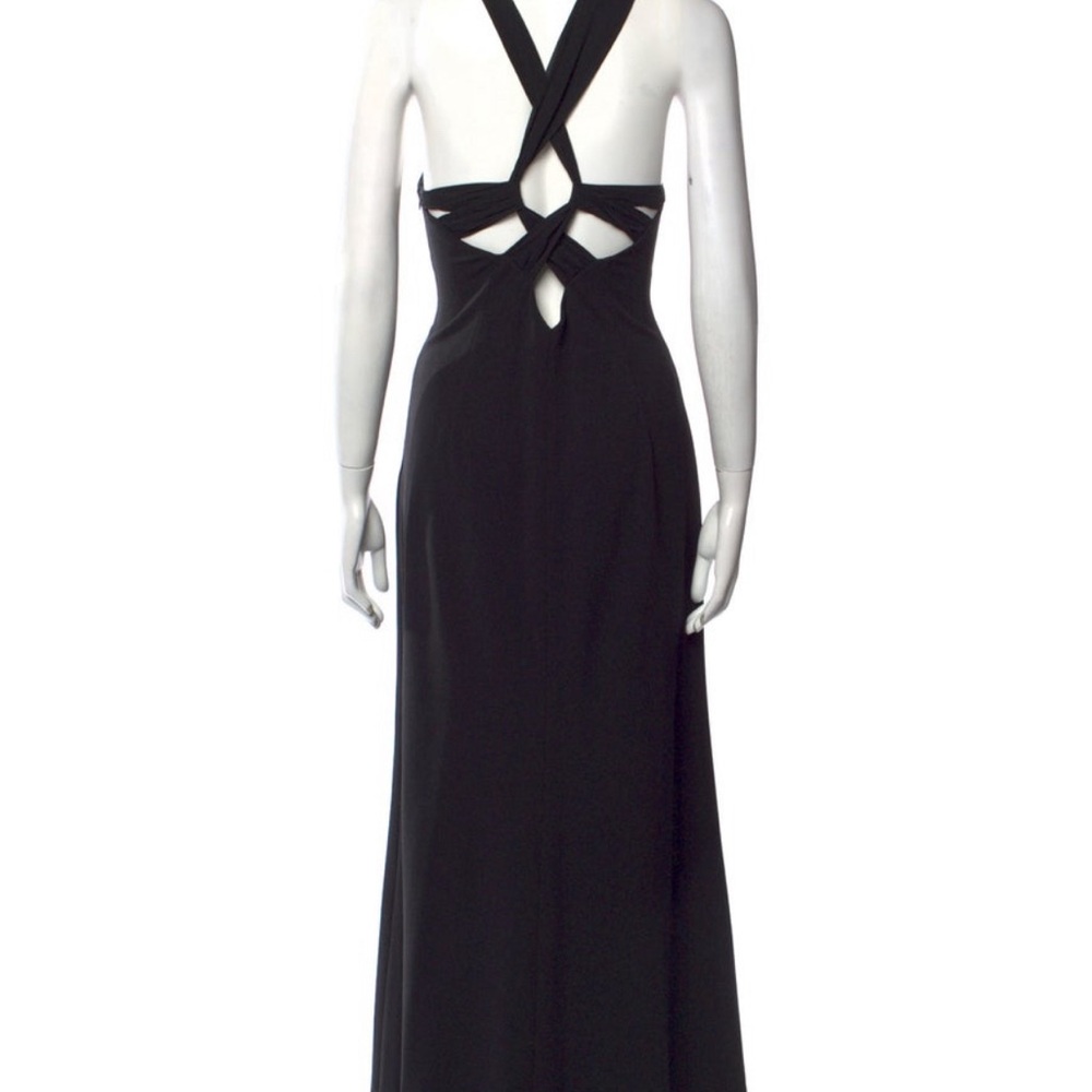VERA WANG: Elegant Black Evening Long Dress.